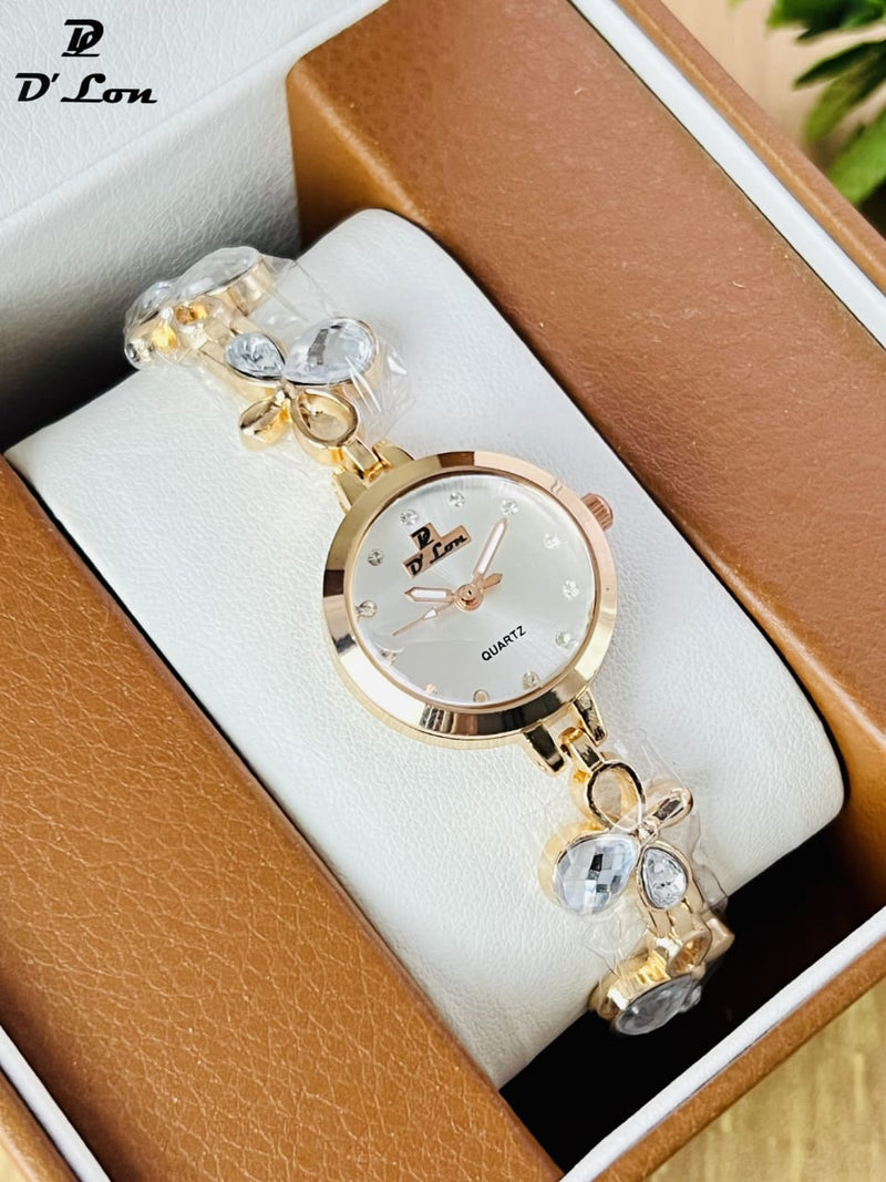 Luxury Crystal Bracelet Women Watch – Elegant Fashion Quartz | D'Lon